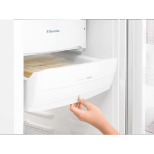 Geladeira / Refrigerador 240 litros Cycle Defrost Branco Controle Externo RE31 - Electrolux 220 V 14