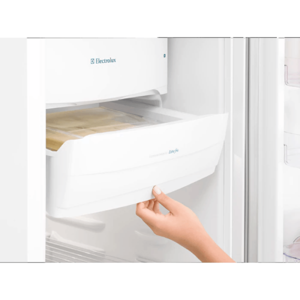 Geladeira / Refrigerador 240 litros Cycle Defrost Branco Controle Externo RE31 - Electrolux 220 V 6