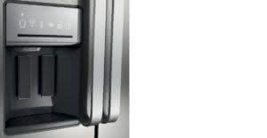 Geladeira / Refrigerador Side by Side Brastemp 560 litros com Dispenser de Água e Gelo Inox - BRS62CRBNA - Brastemp 220 V 8
