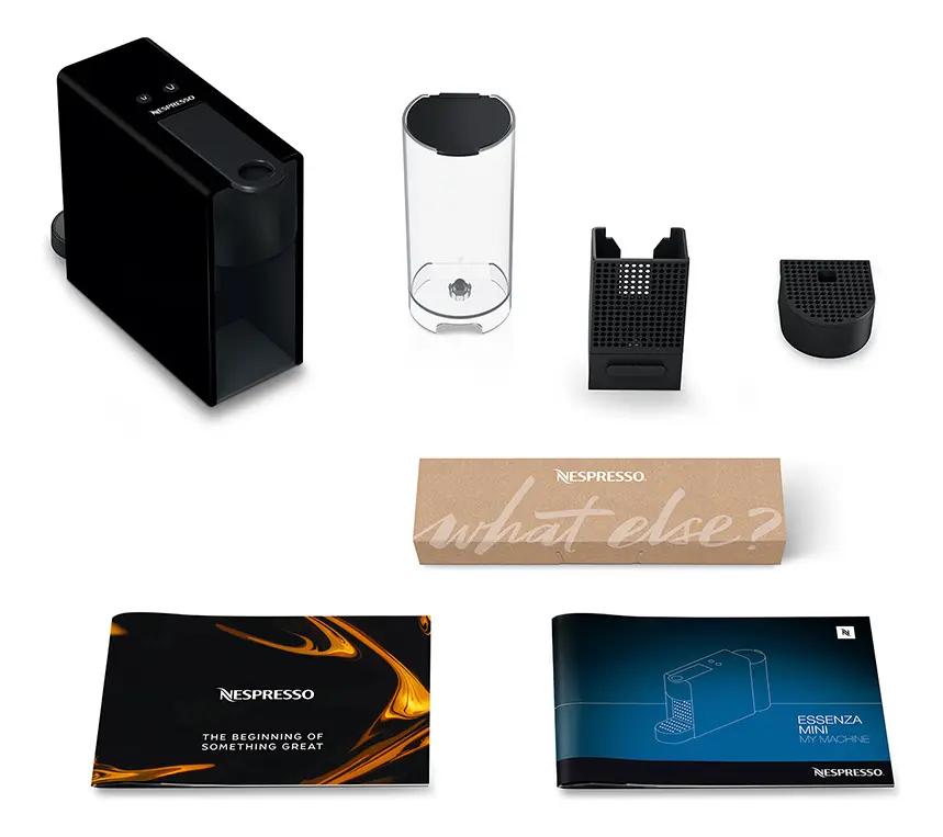 Cafeteira Nespresso Essenza Mini Preta 10