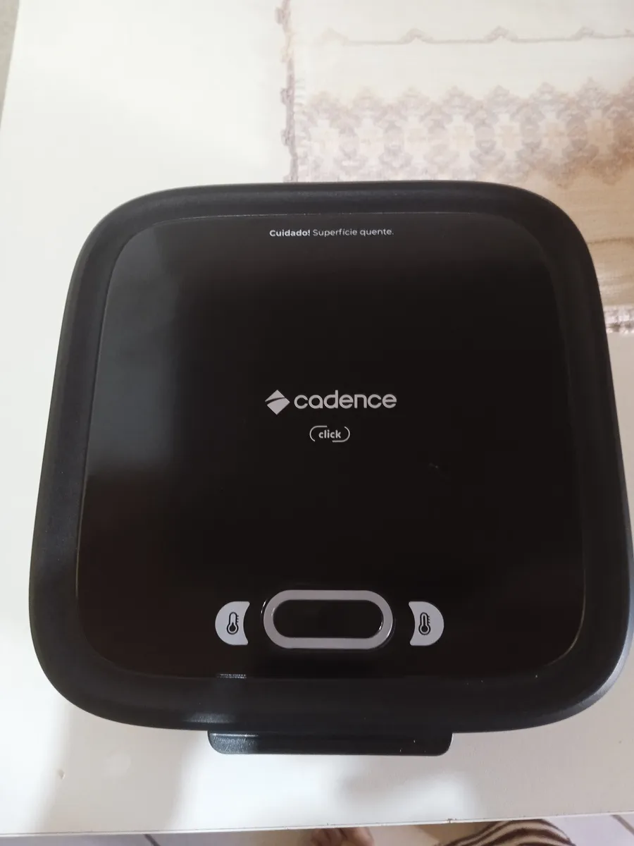 Sanduicheira Grill Cadence Click SAN400 Elétrica 12