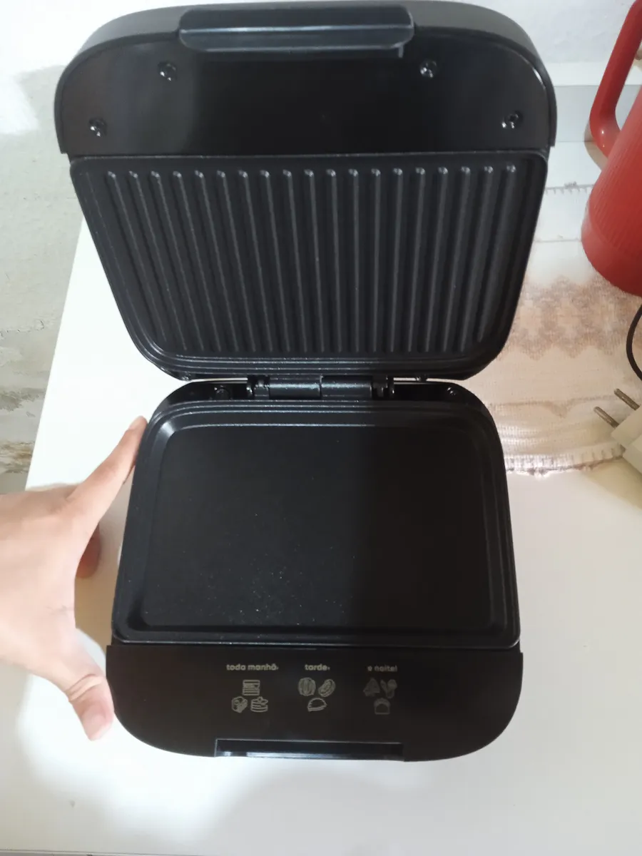 Sanduicheira Grill Cadence Click SAN400 Elétrica 13