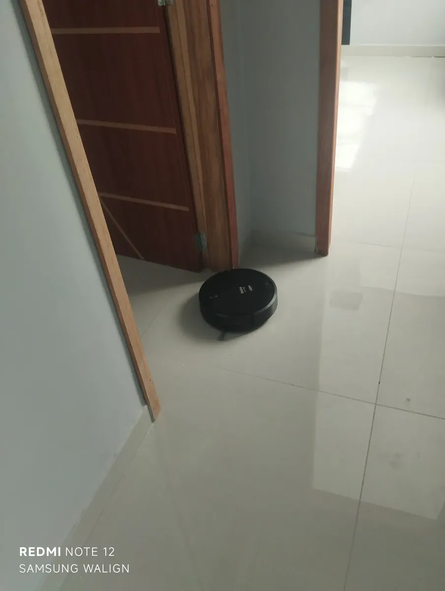 Aspirador de Pó Robô Philco 3 em 1 PAS23 Com Mop Preto 12