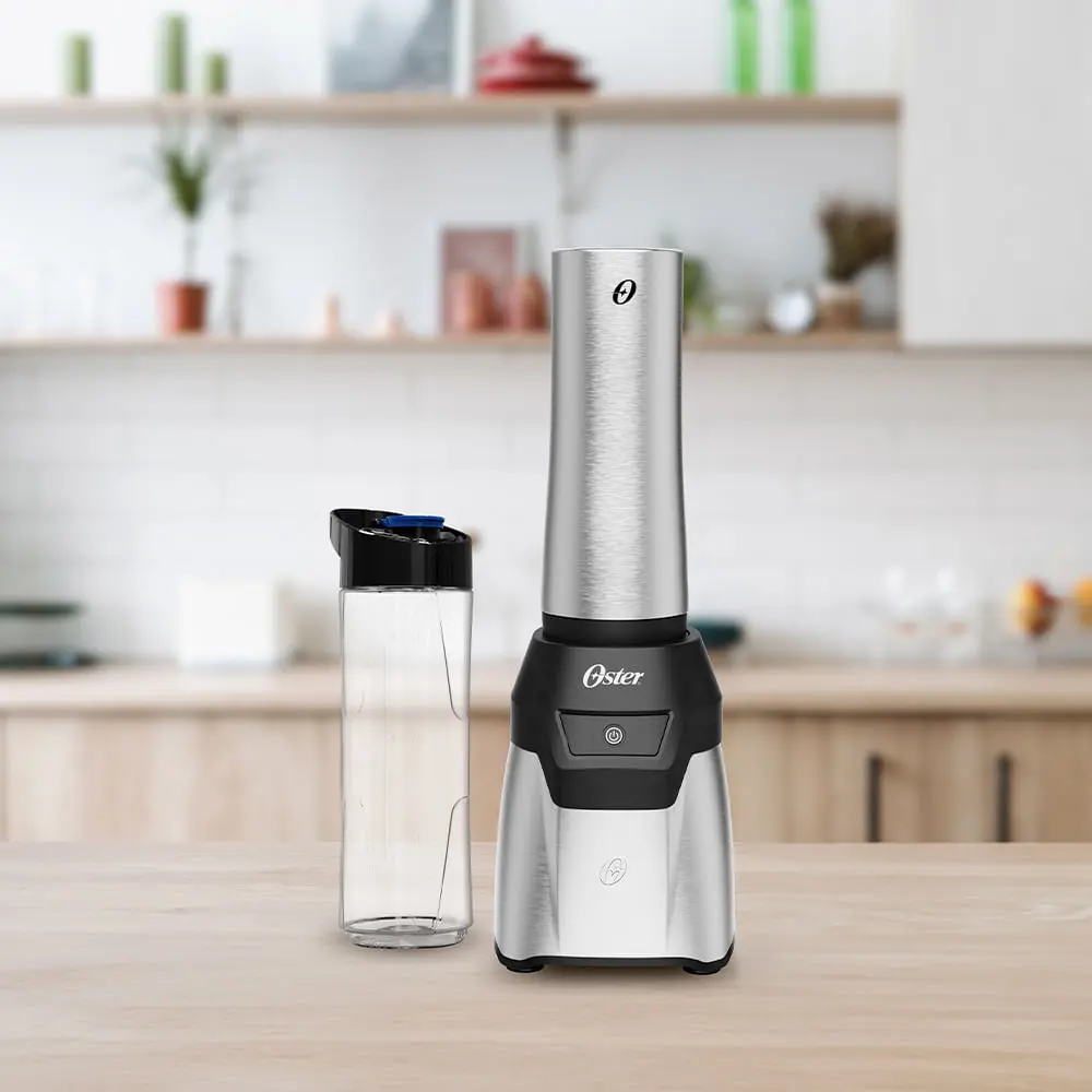 Blender Power Inox Oster Com 2 Jarras To Go Prateado OBLD750 7