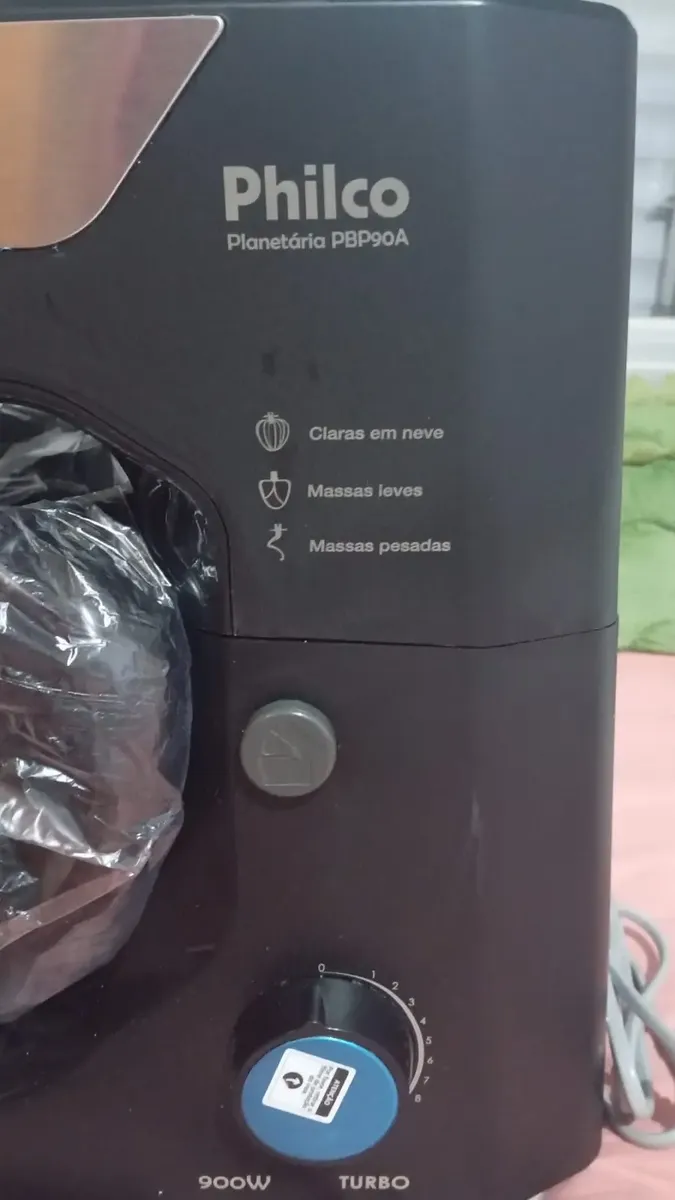 Batedeira Planetária Philco 900W 5L Preta 12 Velocidades Turbo PBP90A 17