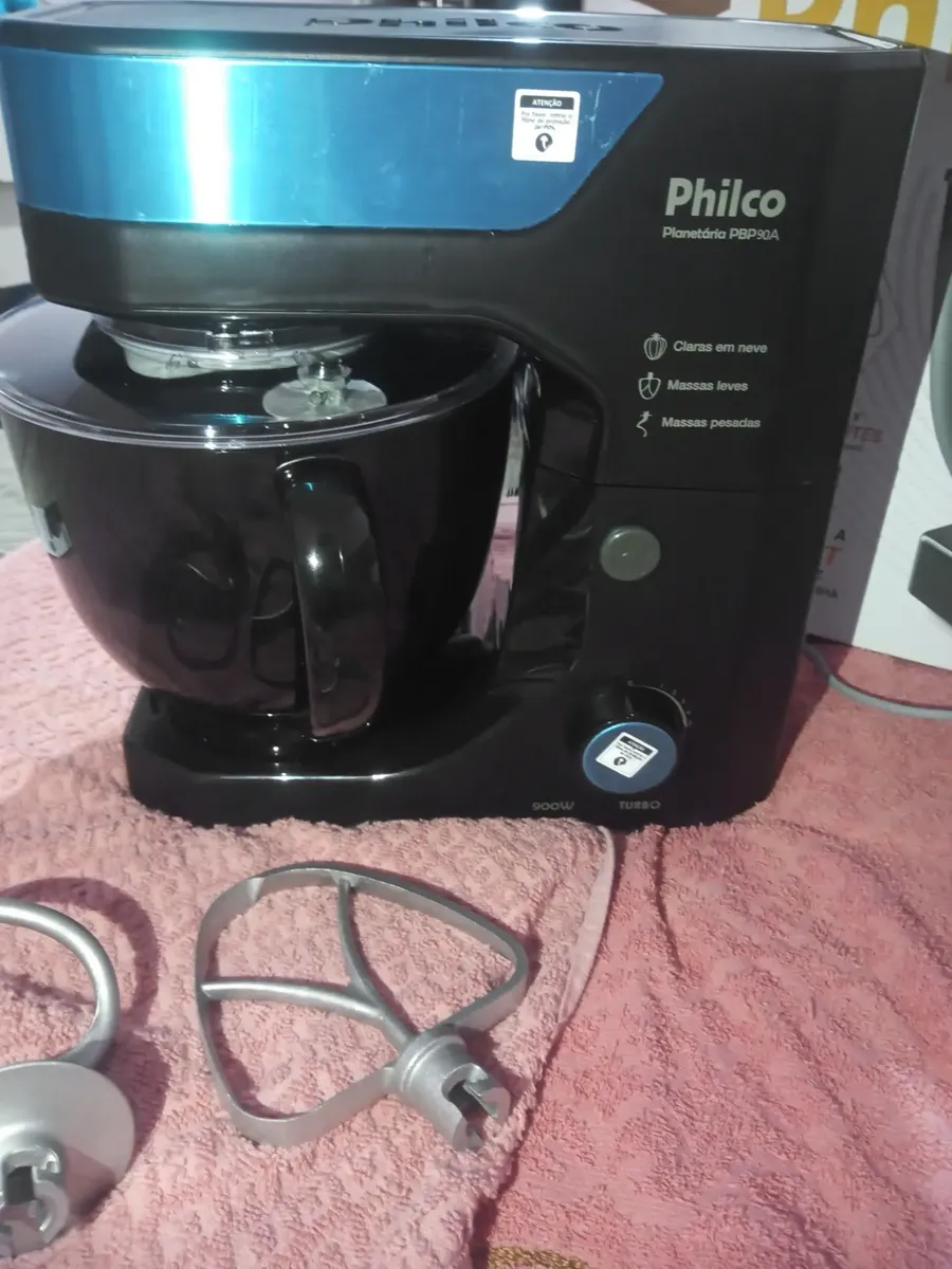Batedeira Planetária Philco 900W 5L Branca 12 Velocidades Turbo PBP90A 11