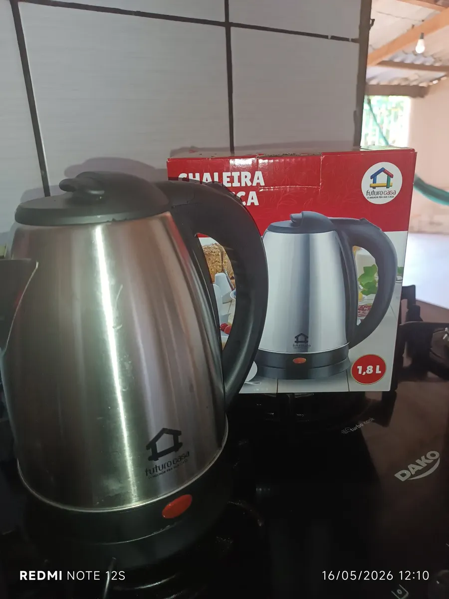 Chaleira Elétrica Sensacional 2L Inox Preta 1000W Desligamento Automático 13